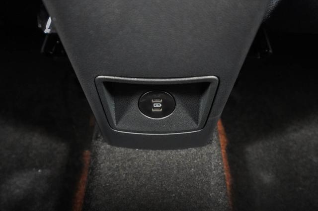 Ford Tourneo Courier 1,0 EcoBoost A7 Active - L -LAG. 