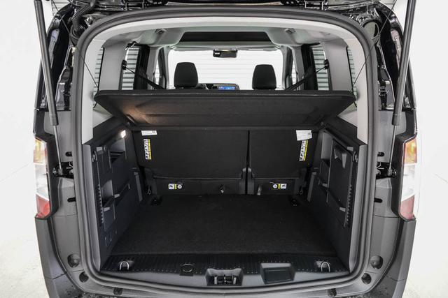 Ford Tourneo Courier 1,0 EcoBoost A7 Active - L -LAG. 