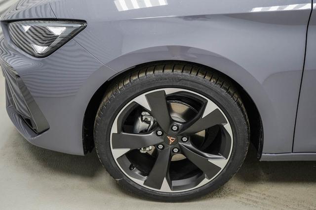 Leon Sportstourer ST 1,5 eTSI DSG Cupra - LAGER 