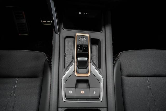 Leon Sportstourer ST 1,5 eTSI DSG Cupra - LAGER 