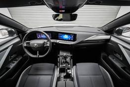 Opel Astra Sports Tourer 1,2 MT Edition - LAGER -LAG. 