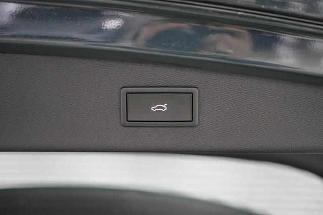 Cupra Leon Sportstourer ST 2,0 TSI DSG 4Drive VZ Kombi - LAGE -LAG. 