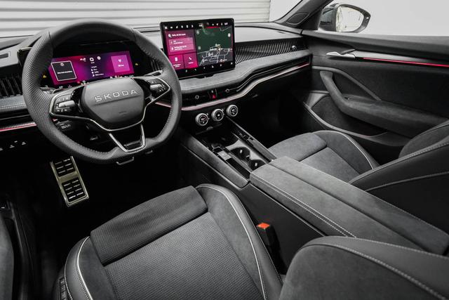 Skoda Superb Combi Kombi 1,5 TSI iV DSG Plug-in-Hybrid -LAG. 