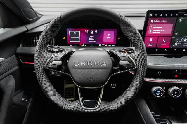 Skoda Superb Combi Kombi 1,5 TSI iV DSG Plug-in-Hybrid -LAG. 