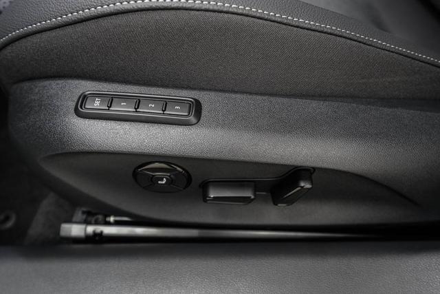 Skoda Superb Combi Kombi 1,5 TSI iV DSG Plug-in-Hybrid -LAG. 