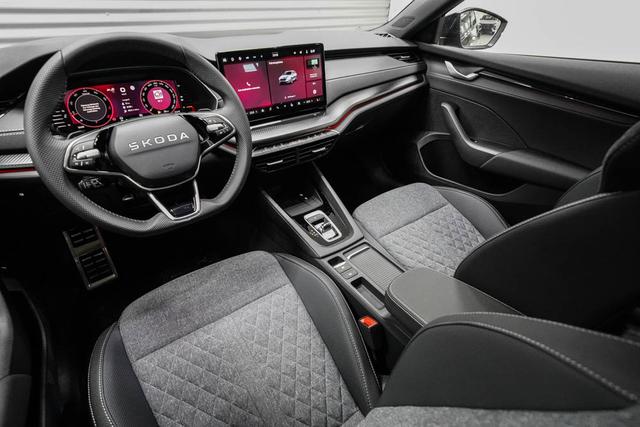 Skoda Octavia Combi Kombi 2,0 TSI DSG 4x4 Sportline - -LAG. 