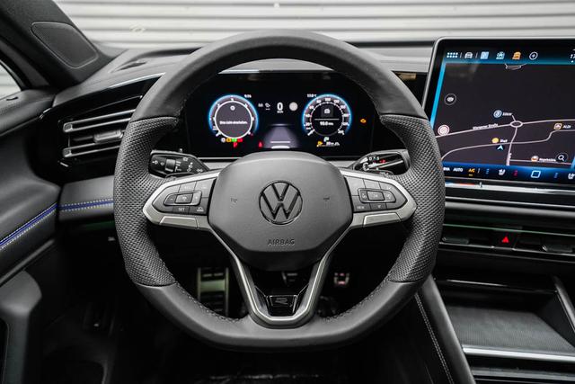 Volkswagen Tiguan 2,0 TDI DSG 4Motion R-Line - LAGER -LAG. 