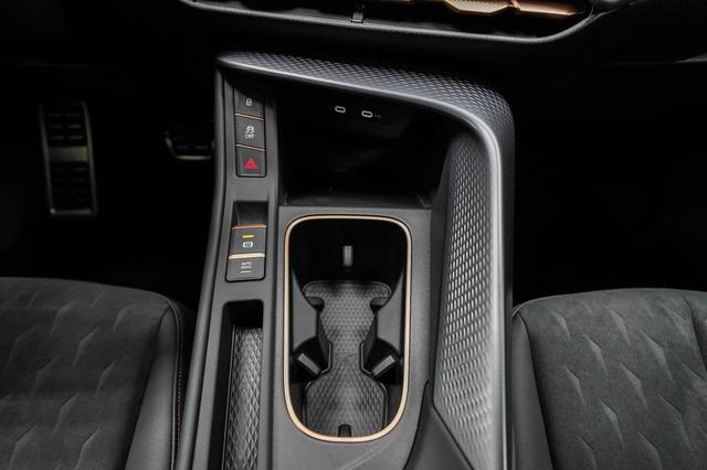 Terramar 2,0 TSI DSG 4Drive VZ - LAGER 