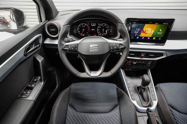 Seat Arona 1,5 TSI DSG FR - LAGER 