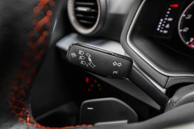 Seat Arona 1,5 TSI DSG FR - LAGER 