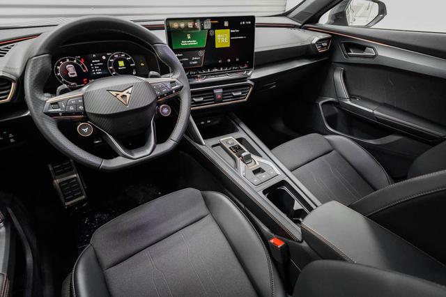 Cupra Formentor 1,5 eTSI DSG - LAGER 