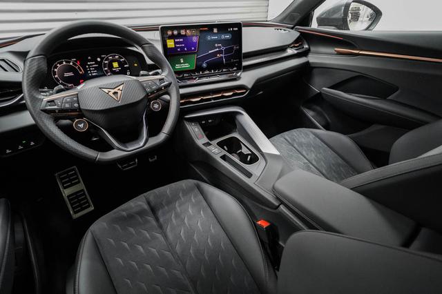 Cupra Terramar 2,0 TSI DSG 4Drive VZ - LAGER 