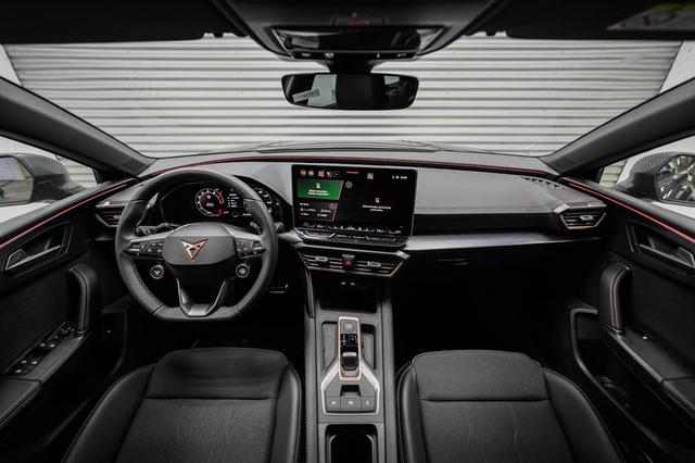 Cupra Leon Sportstourer ST 1,5 eTSI DSG - LAGER 