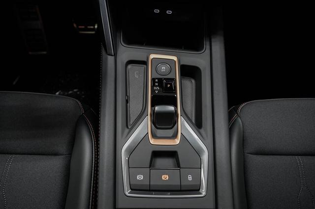 Cupra Leon Sportstourer ST 1,5 eTSI DSG - LAGER 