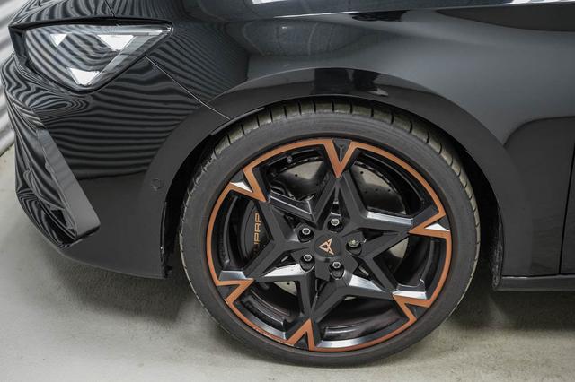 Cupra Leon Sportstourer ST 2,0 TSI DSG 4x4 VZ - LAGER 