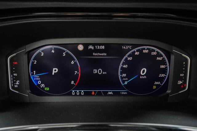 Volkswagen T-Roc 1,5 TSI DSG R-Line - LAGER 