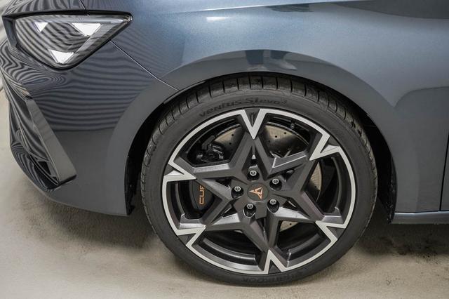 Leon Sportstourer ST 2,0 TSI DSG 4x4 VZ - LAGER 
