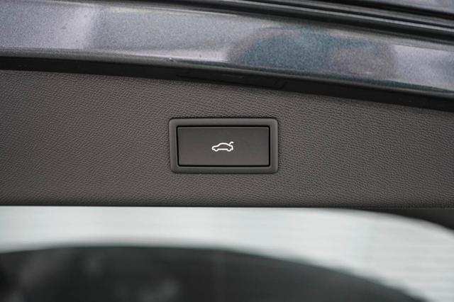 Leon Sportstourer ST 2,0 TSI DSG 4x4 VZ - LAGER 