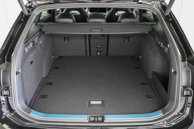 Volkswagen Passat Variant 2,0 TSI DSG 4x4 R-Line - LA -LAG. 