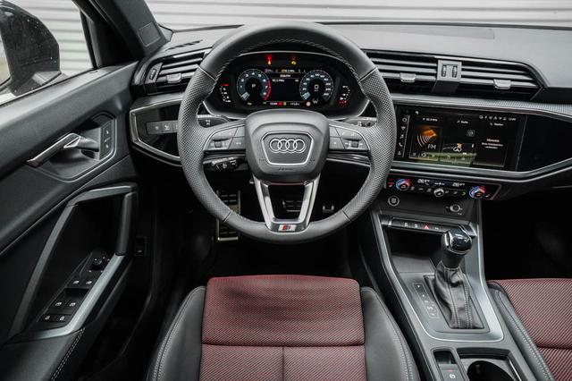 Audi Q3 40 TFSI quattro S-tronic S-Line - LAGER -LAG. 