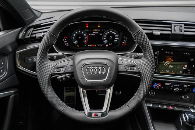 Audi Q3 40 TFSI quattro S-tronic S-Line - LAGER -LAG. 