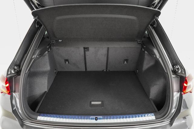 Audi Q3 40 TFSI quattro S-tronic S-Line - LAGER -LAG. 