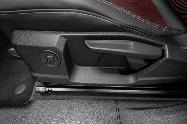 Audi Q3 40 TFSI quattro S-tronic S-Line - LAGER -LAG. 