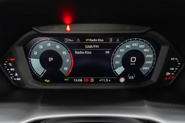 Audi Q3 40 TFSI quattro S-tronic S-Line - LAGER -LAG. 