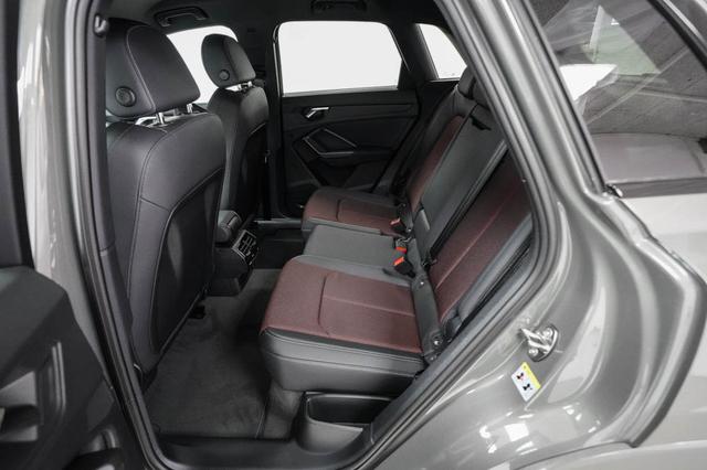 Audi Q3 40 TFSI quattro S-tronic S-Line - LAGER -LAG. 