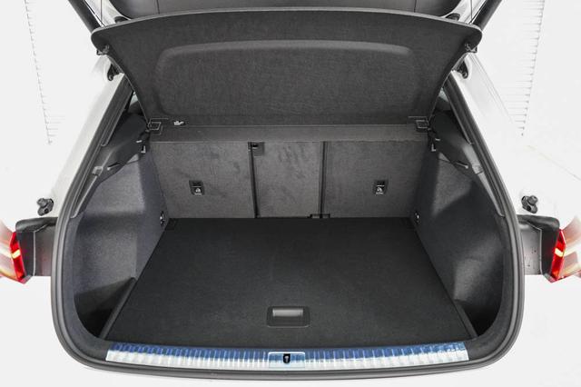 Audi Q3 40 TFSI quattro S-tronic S-Line - LAGER -LAG. 