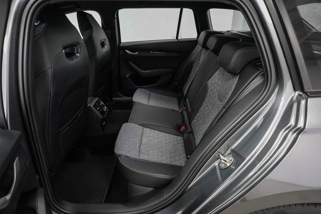 Octavia Combi Kombi 1,5 TSI m-HEV DSG Sportline -LAG. 