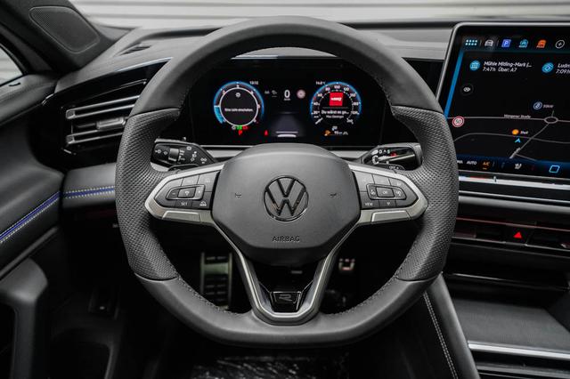 Volkswagen Tiguan 2,0 TDI DSG 4Motion R-Line - LAGER -LAG. 