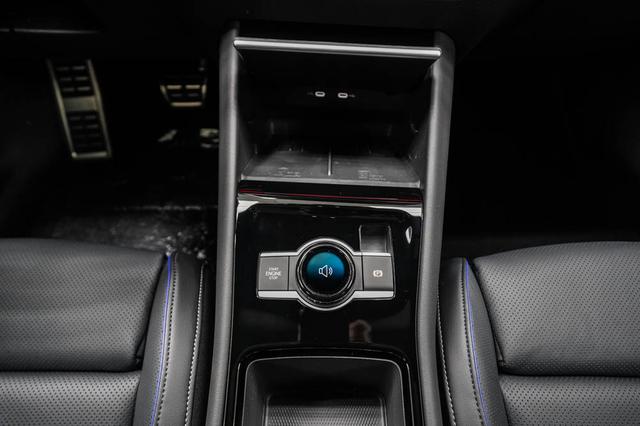 Volkswagen Tiguan 2,0 TDI DSG 4Motion R-Line - LAGER -LAG. 