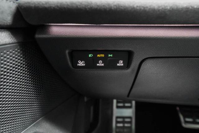 Volkswagen Passat Variant 2,0 TDI DSG 4x4 R-Line - LA -LAG. 