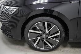 Skoda Octavia Combi Kombi 1,5 TSI m-HEV DSG Sportline -LAG. 