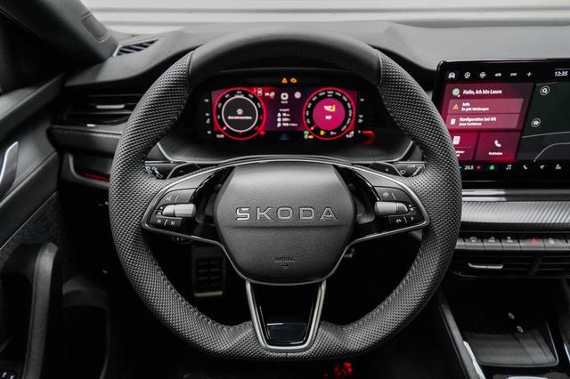 Skoda Octavia Combi Kombi 1,5 TSI m-HEV DSG Sportline -LAG. 