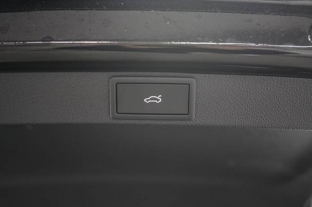 Skoda Octavia Combi Kombi 1,5 TSI m-HEV DSG Sportline -LAG. 