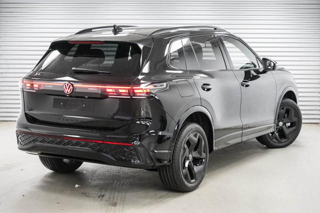 Volkswagen Tiguan - 2,0 TDI DSG 4Motion R-Line - LAGER -LAG.