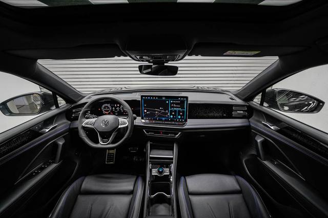 Volkswagen Tiguan 2,0 TDI DSG 4Motion R-Line - LAGER -LAG. 