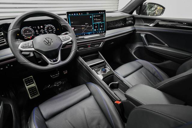 Volkswagen Tiguan 2,0 TDI DSG 4Motion R-Line - LAGER -LAG. 