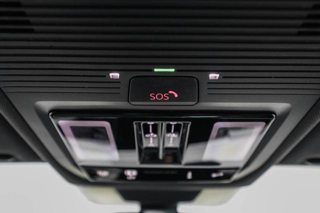 Volkswagen Tiguan 2,0 TDI DSG 4Motion R-Line - LAGER -LAG. 