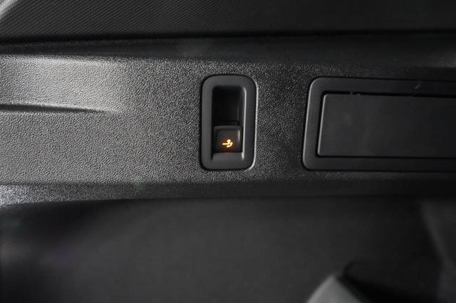 Volkswagen Tiguan 2,0 TDI DSG 4Motion R-Line - LAGER -LAG. 