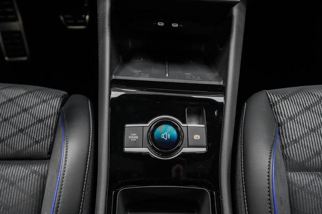 Volkswagen Tayron 2,0 TDI DSG 4Motion R-Line - LAGER -LAG. 