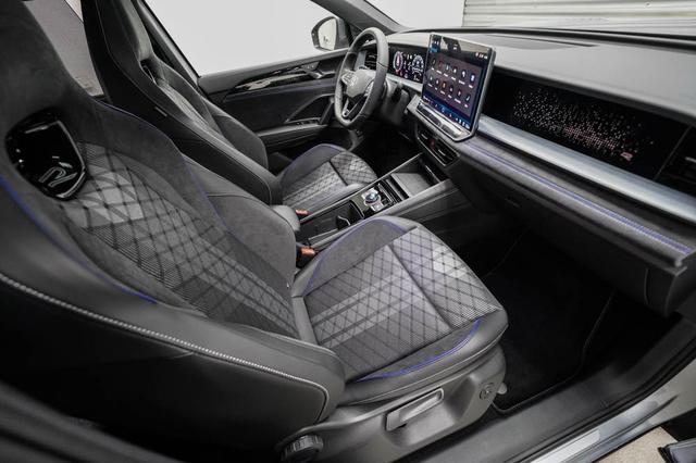 Volkswagen Tayron 2,0 TDI DSG 4Motion R-Line - LAGER -LAG. 