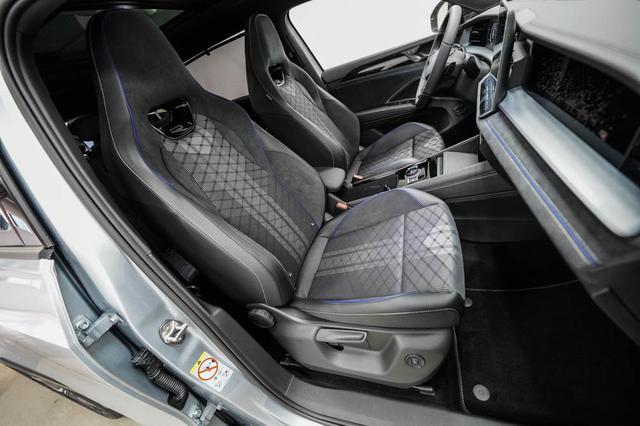 Volkswagen Tayron 2,0 TDI DSG 4Motion R-Line - LAGER -LAG. 