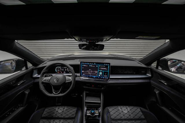 Volkswagen Tayron 2,0 TDI DSG 4Motion R-Line - LAGER -LAG. 