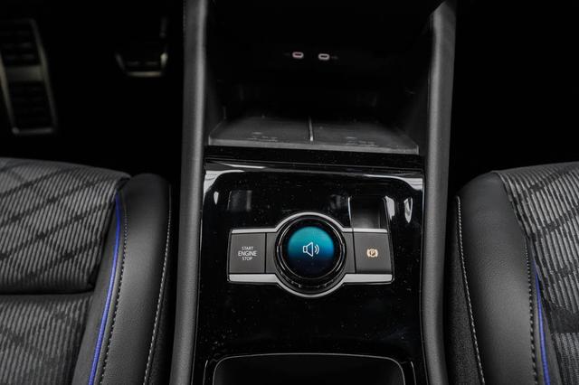 Volkswagen Tayron 2,0 TDI DSG 4Motion R-Line - LAGER -LAG. 