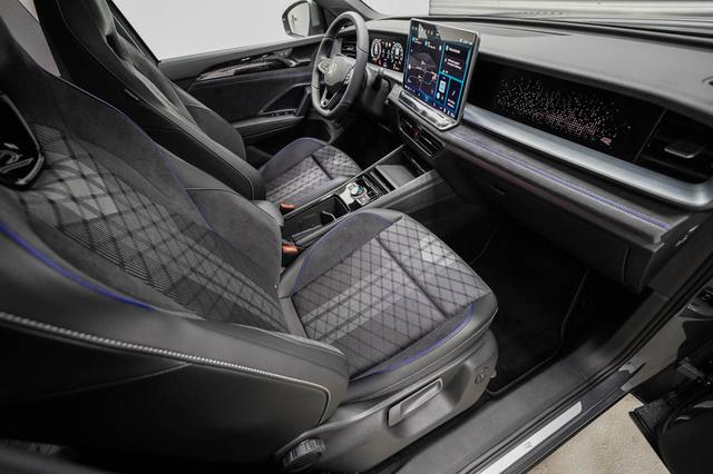 Volkswagen Tayron 2,0 TDI DSG 4Motion R-Line - LAGER -LAG. 