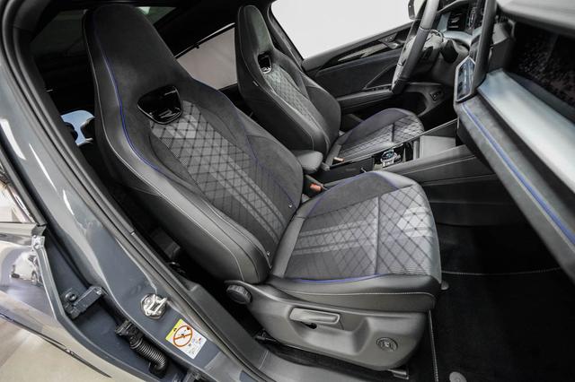 Volkswagen Tayron 2,0 TDI DSG 4Motion R-Line - LAGER -LAG. 