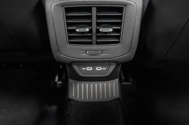 T-Roc 1,5 TSI DSG R-Line - LAGER 